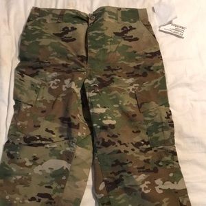 Army multi cam pants large regular